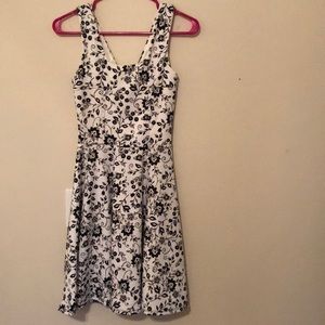 Lavo floral black and white dress